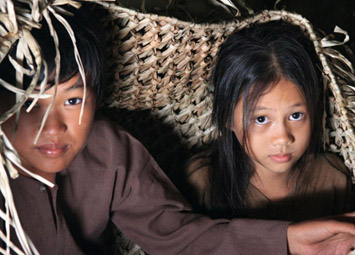 Quảng b&aacute; văn h&oacute;a Việt, nh&igrave;n từ t&agrave; &aacute;o d&agrave;i 